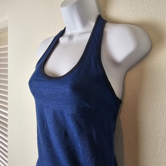 Lululemon Ebb & Flow Racerback Tank Size 6 Poseidon Blue Hydra Blue - Picture 8 of 15